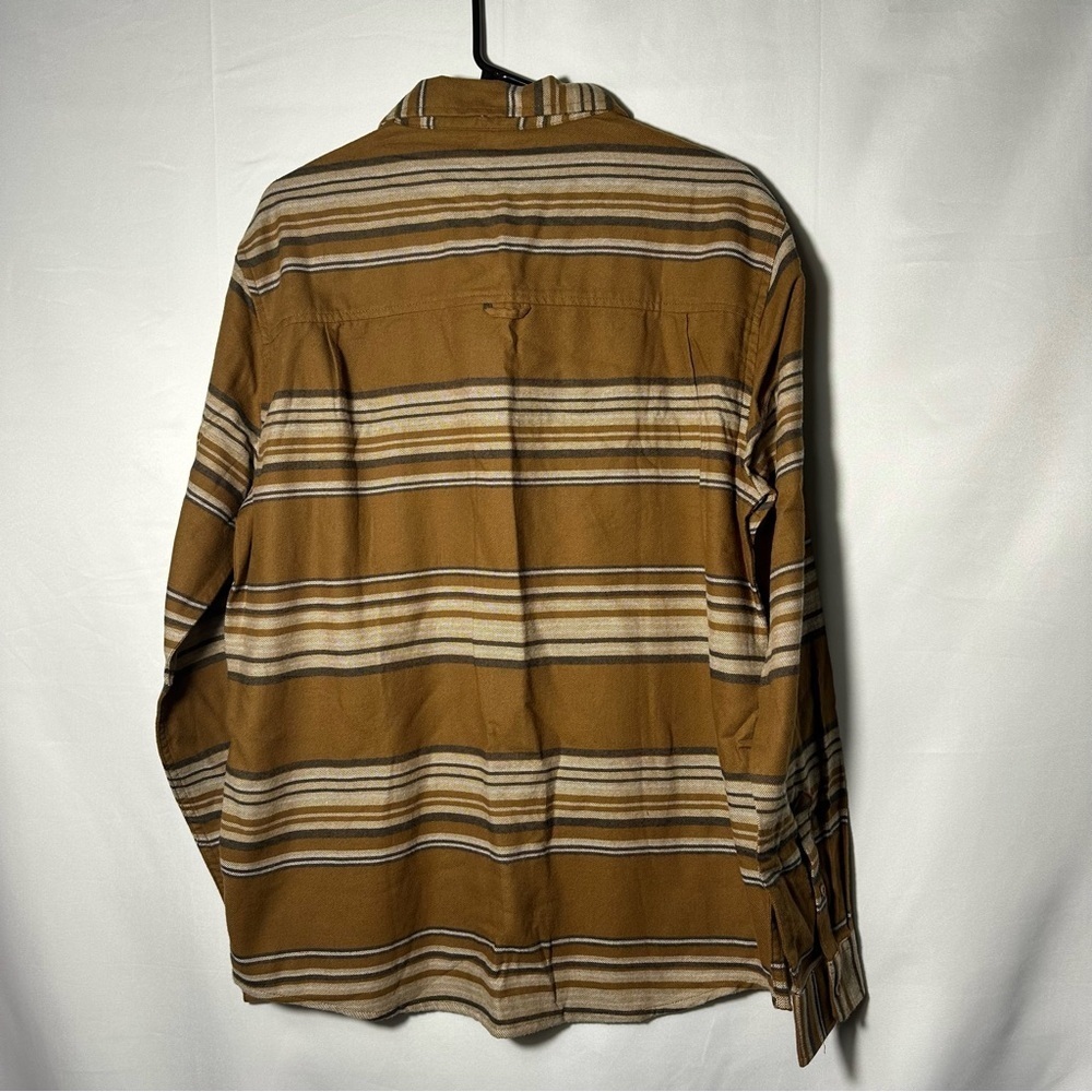 NWT Hurley Men’s Button Down Size Medium Bronzed - Picture 4 of 9